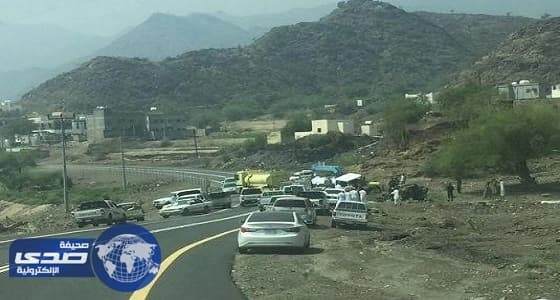 مصرع طفل وشاب في حادث شنيع غرب قنا