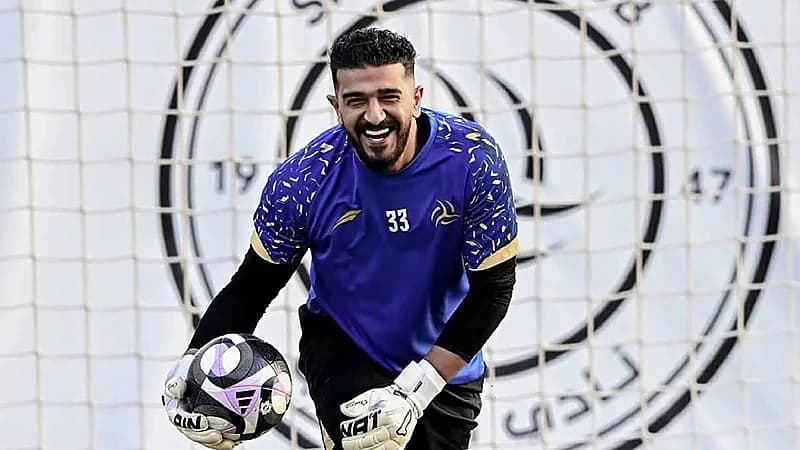 الغموض يحيط بمستقبل المعيوف مع الشباب