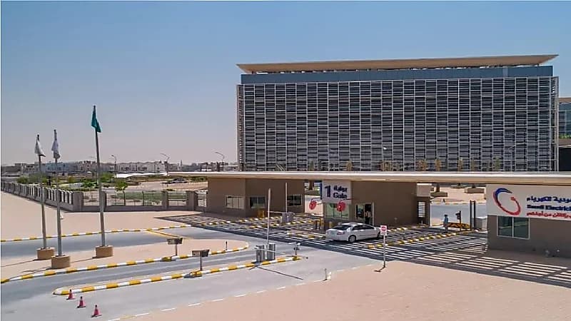 السعودية للكهرباء: انخفاض أرباحنا في الربع الأول لتراجع الطلب تأثراً باعتدال درجات الحرارة
