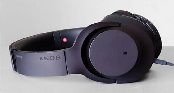 " سوني " تكشف عن 3 سماعات لاسلكية مقاومة للماء