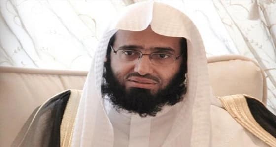 الفوزان: انتحال الشخصيات عبر مواقع التواصل إثمًا كبيرًا