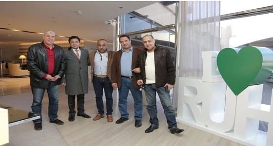 بالصور.. وصول نجوم الكرة والفن لحضور حفل تأهل المنتخب لكأس العالم بالرياض