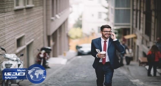 حظر تصفح الهواتف المحمولة لدى عبور الطرق