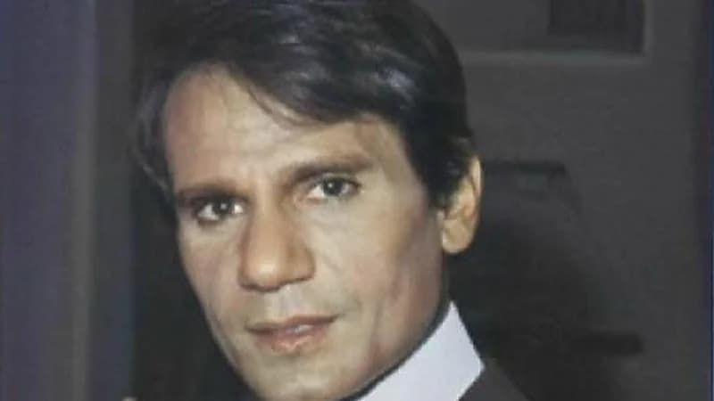 الكشف عن تفاصيل فتح قبر عبد الحليم حافظ