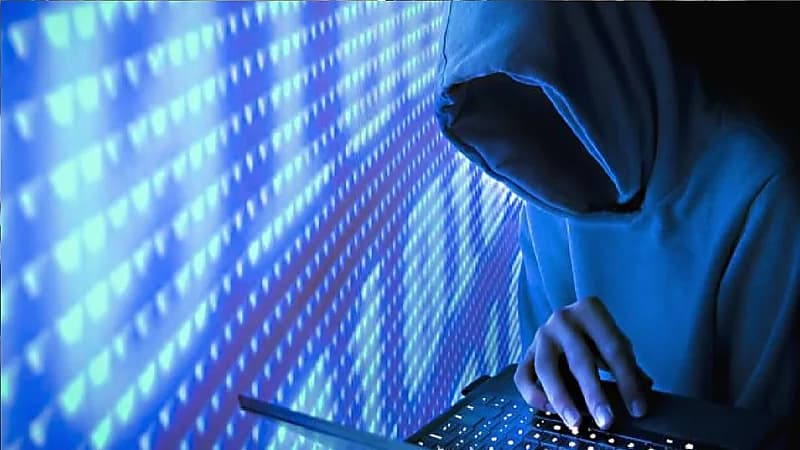 بالفيديو.. قراصنة يخترقون برنامج أمريكي تابع للقوات الأوكرانية