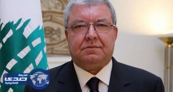وزير الداخلية اللبناني ينتقد حزب الله بعد تهديده باستقدام مقاتلين