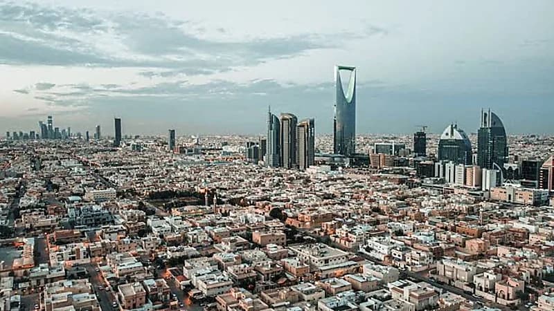 "المسند": سماء صحو وشمس ساطعة على معظم المناطق