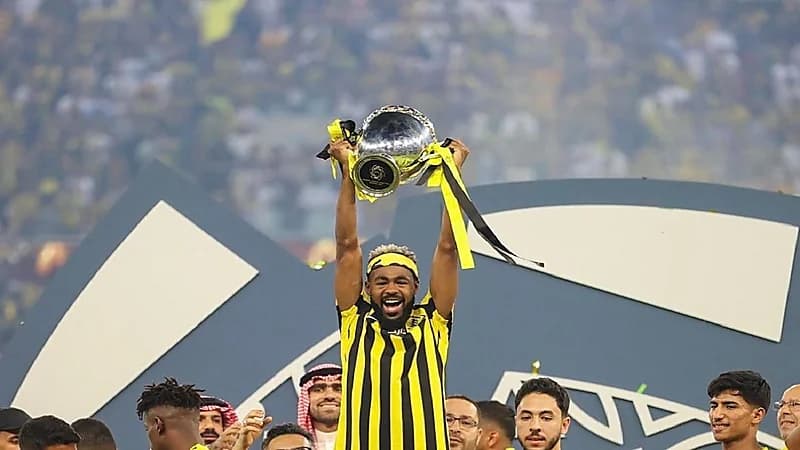 الاتحاد يتمسك بالشنقيطي