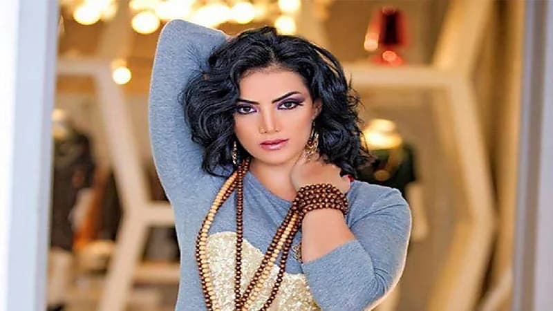 " حورية فرغلي " تكشف عن أول شئ فعلته بعد شفاء أنفها