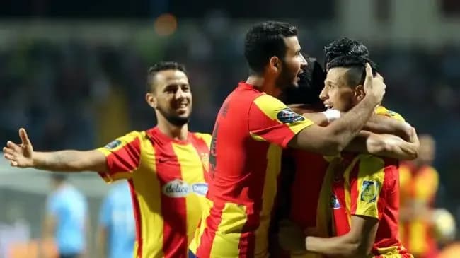 الترجي التونسي يحصد جائزة القميص الأجمل في المونديال .. صور