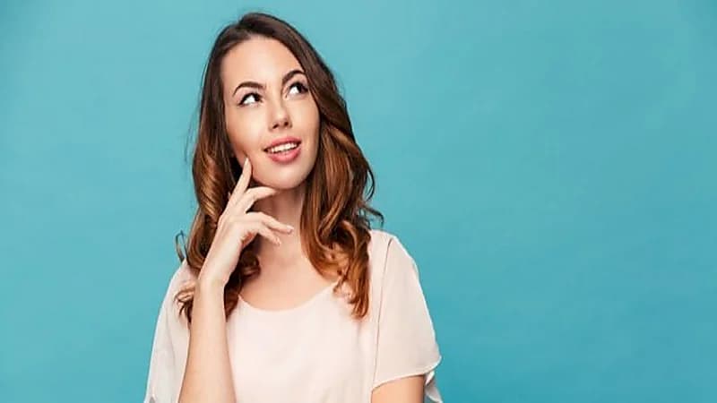 إشارات لوجود شخصًا ما يفكر بكِ