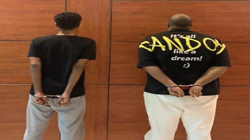 ضبط مقيمَيْن سلبا مندوبي تطبيقات التوصيل بالرياض