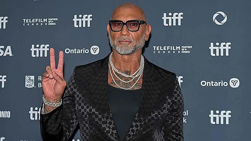 أسطورة المصارعة "باتيستا" يفقد 34 كجم في أحدث ظهور له