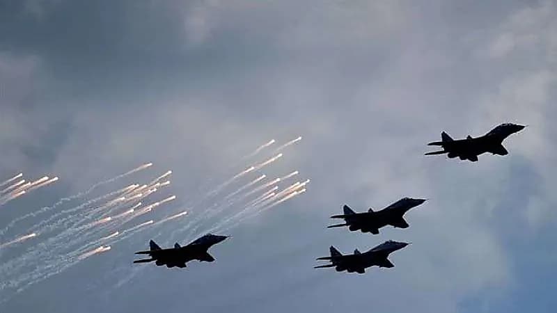 قصف أمريكي على فصائل مسلحة مدعومة من إيران في العراق وسوريا