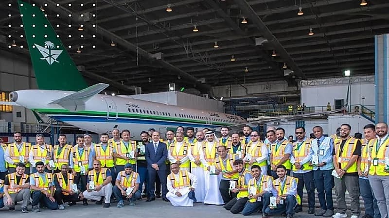 فريق سعودي يحقق إنجازًا عالميًا في صيانة الطائرات