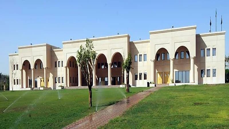 مدارس جامعة الملك فهد للبترول والمعادن توفر وظائف شاغرة