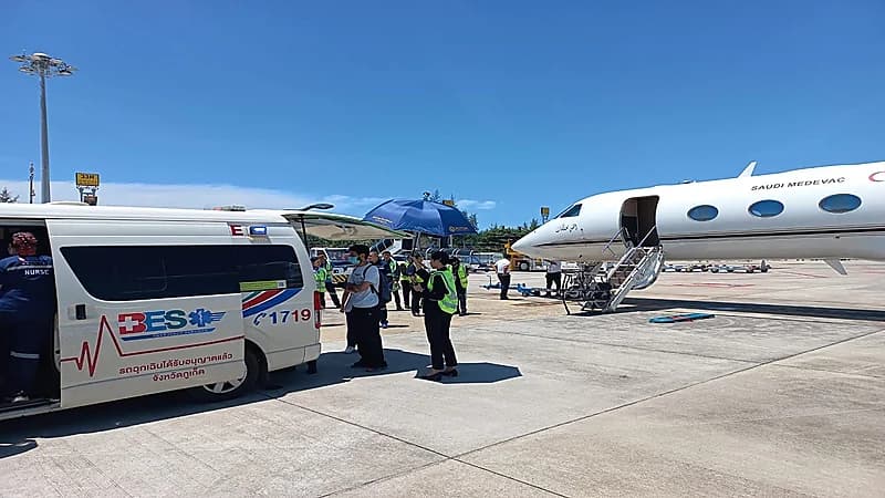 نقل مواطنين بطائرة الإخلاء الطبي من تايلند إلى المملكة