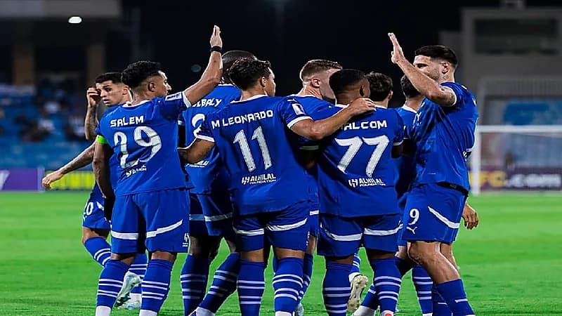 كارثة تهدد الهلال قبل مواجهة الرياض
