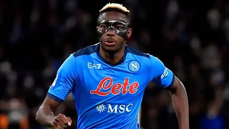 إيغالو ينصح أوسيمين بالانتقال إلى الهلال