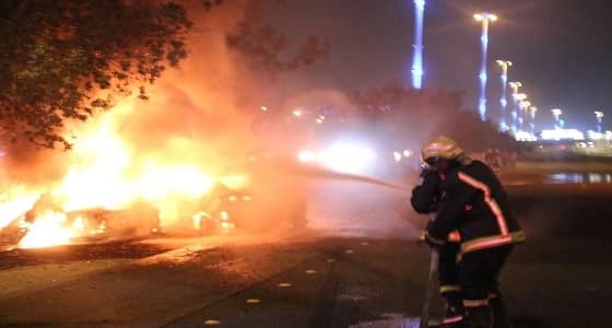 إشتعال النار بمقدمة سيارة على طريق الحرمين بجدة