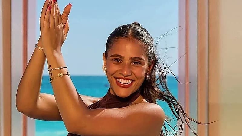 جنى عمرو دياب تشعل حفلها الأول في العالم العربي بأغنيتها الجديدة