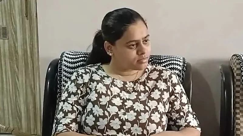 تأخير 10 دقائق ينقذ امرأة من تحطم الطائرة الهندية