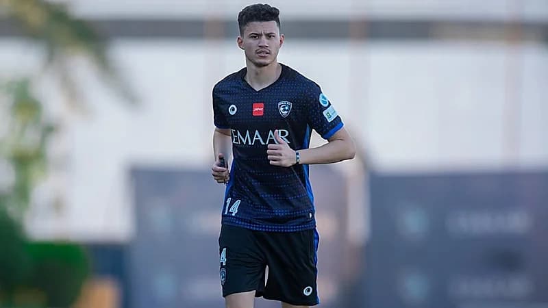 أول تصريح من عبدالله الحمدان بعد قرار استبعاده من المنتخب