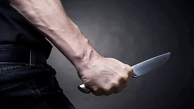 علاقة آثمة تنتهي بقتل العشيق بـ 25 طعنة