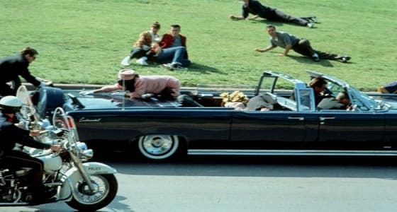 أمريكا تفرج عن وثائق جديدة متعلقة باغتيال " كينيدي "