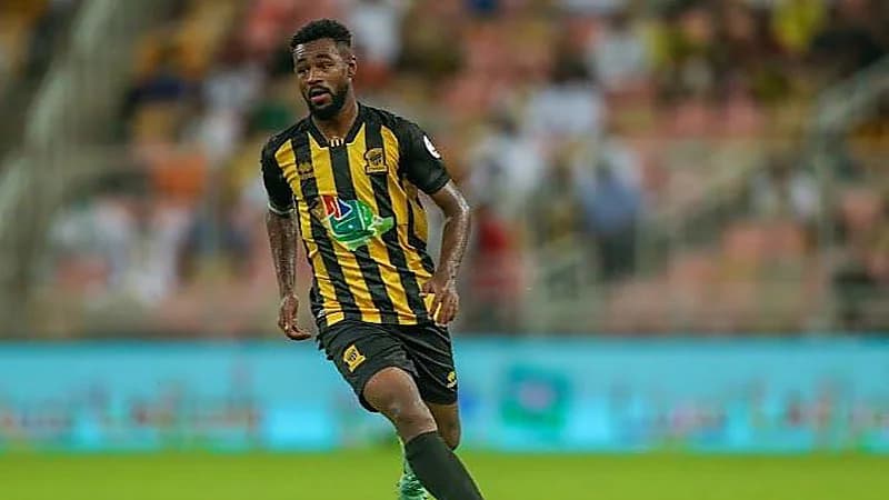 "الاتحاد" يسترجع خدمات الشنقيطي بعد انتهاء العقوبة