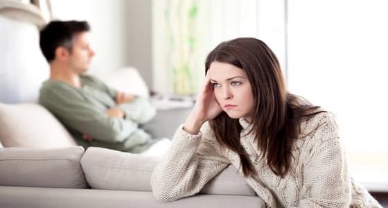 3 علامات تشير إلى تلاعبه بك عاطفيا