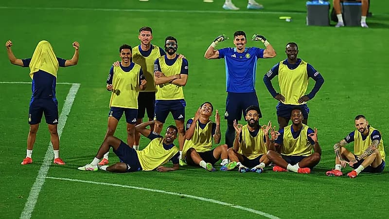 لجنة الرقابة تُخضع 6 لاعبين في النصر لفحص المنشطات