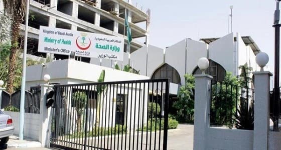 التحقيق مع طبيب بتهم زيادة تكاليف العلاج وسوء معاملة مريضة مسنة