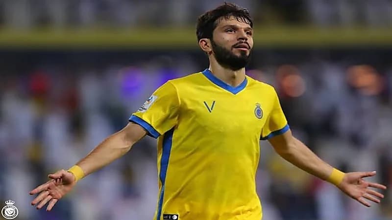 ماشاريبوف يقترب من الانتقال إلى الملاعب الإنجليزية