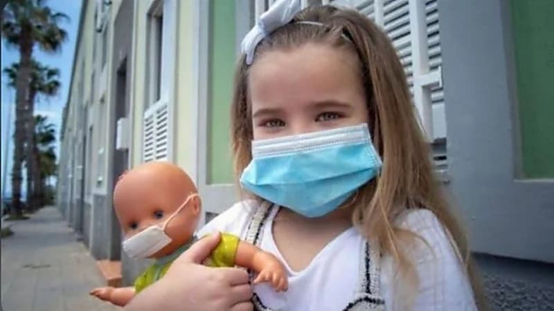 "أبحاث جديدة " تؤكد أن أعراض كورونا الخفيفة لدى الطفل لا تعني قصر مدتها