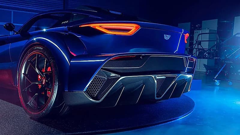 بالصور.. دونكيرفورت ترفع الستار عن نسختها الخارقة الجديدة F22