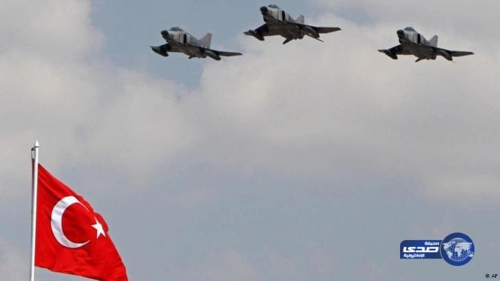 إسقاط مروحية عسكرية تابعة للانقلابيين بأنقرة