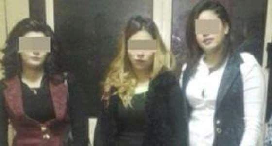 حسناوات يوقعن برجال أعمال ويصوّرونهم أثناء ممارسة الجنس!!