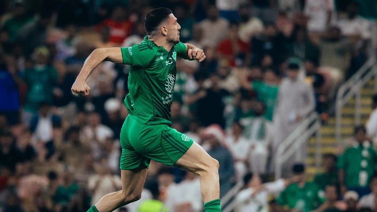 نتائج اختبارات اللياقة تؤكد عدم جاهزية ديميرال للمشاركة مع الأهلي في الكلاسيكو