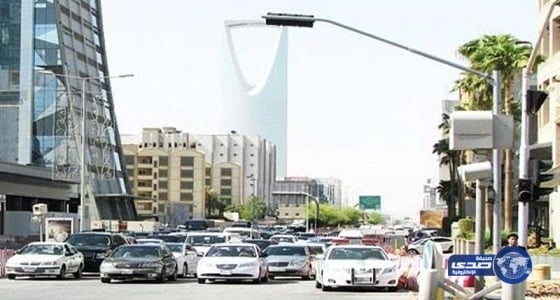 المرور يضع عقوبات رادعة لمنتهكي حقوق المشاة عند الإشارات الضوئية