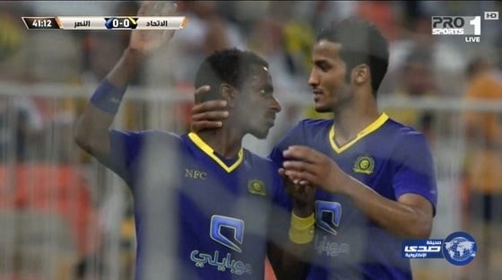 رانييري يجدد عقده مع ليستر سيتي