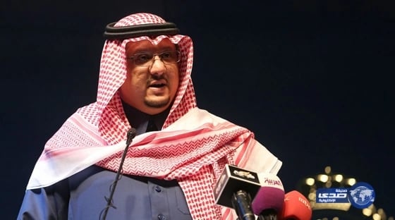 النصر يجدد عقد مدافعه