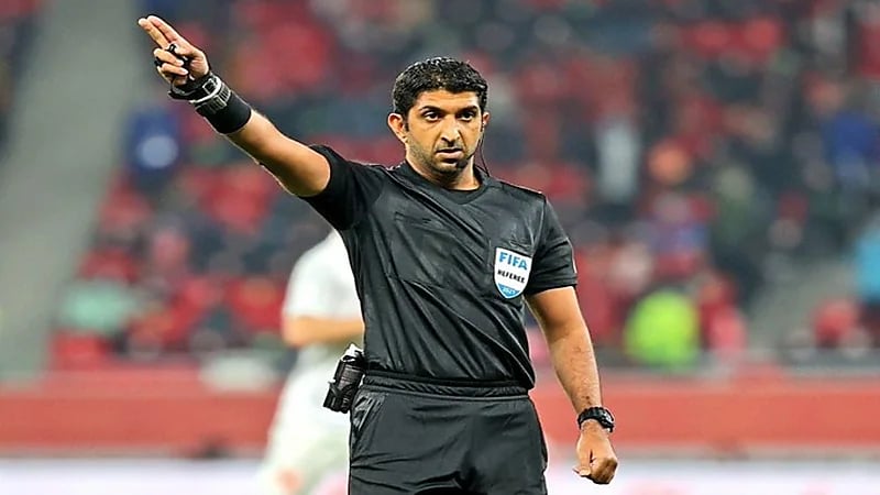 الكشف عن الحكم الذي سيدير مواجهة الهلال وبوهانج ستيلرز الكوري 