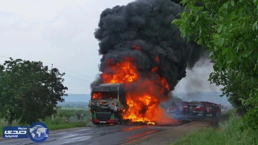 بالصور..كندية تُخدر ابنتها وتٌشعل النيران بها