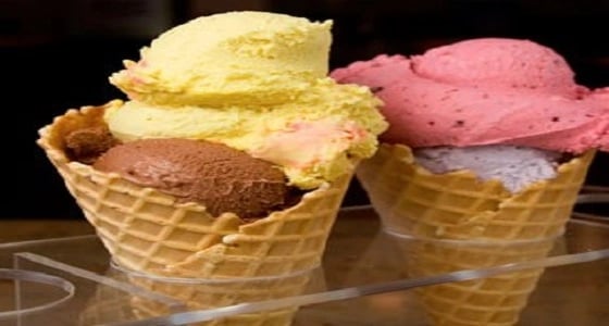 حرارة الأجواء بـ " جدة " ترفع أسهم محلات الآيس كريم