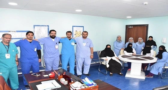 بالصور.. فريق طبي ينجح في استئصال 30 ورم ليفي من سيدة بمكة