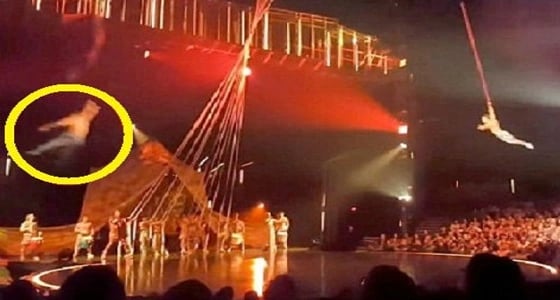 بالفيديو.. لحظة وفاة لاعب سيرك أمام الجمهور