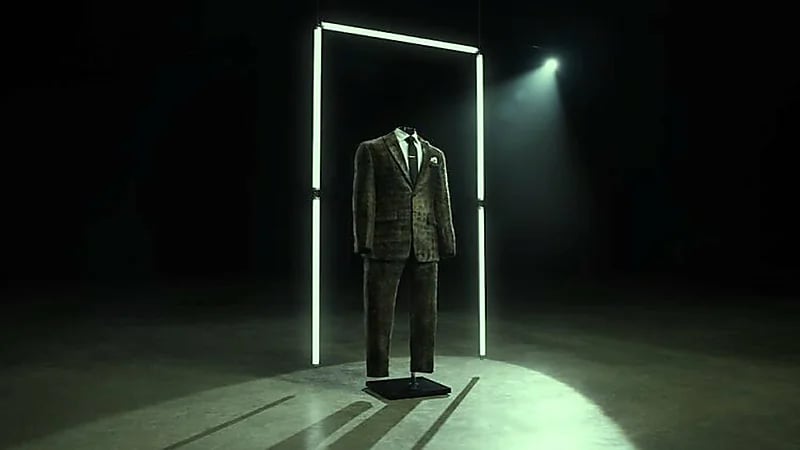 بالصور.. تصميم "بدلة" من شعر شارب الرجال