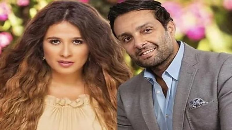 ياسمين عبدالعزيز تهاجم شقيقها: بعت أختك وأخدت تمنها سيارة مرسيدس