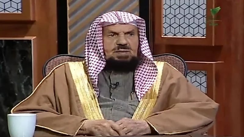 بالفيديو.. "المنيع" يوضح موقف من تصدق بأرباح "بيتكوين" بعد علمه بتحريمها